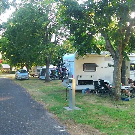 Onlycamp Le Petit Bocage Campsite *